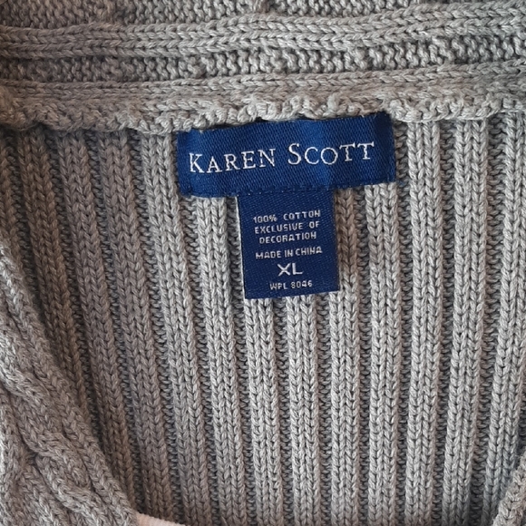 Karen Scott Women's Size XL V-Neck Light Gray Cable Knit Sweater Layered Look - Picture 2 of 11